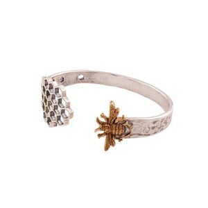 THE GOOD COLLECTIVE Queen Bee Cuff Bracelet